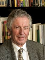 Alfred Komarek ©      