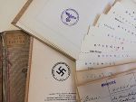 „gesperrt“, „verboten“, einschlägige Stempel: Ständestaat, NS- und unmittelbare Nachkriegszeit haben in vielen Büchern der Steiermärkischen Landesbibliothek ihre sichtbaren Zeichen hinterlassen